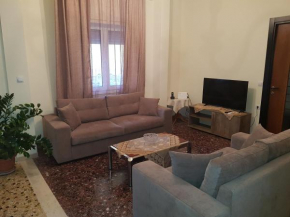 Kyrezis Apartment